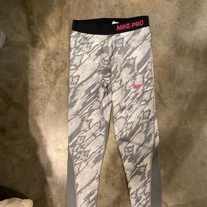 Nike pro leggings